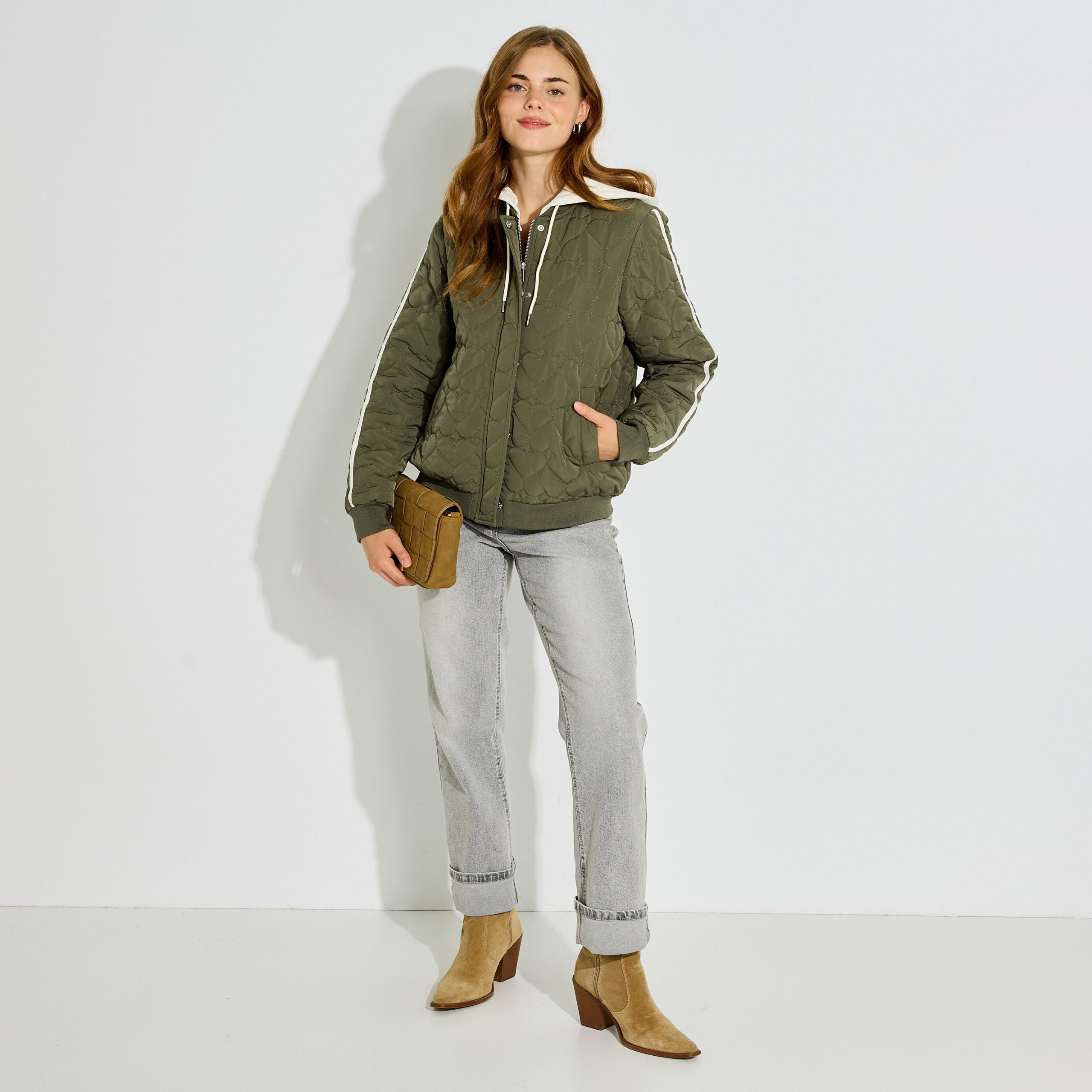 blouson-824uih-1.jpg Blouson matelassé à capuche femme KAKI | Graindemalice – Image 1