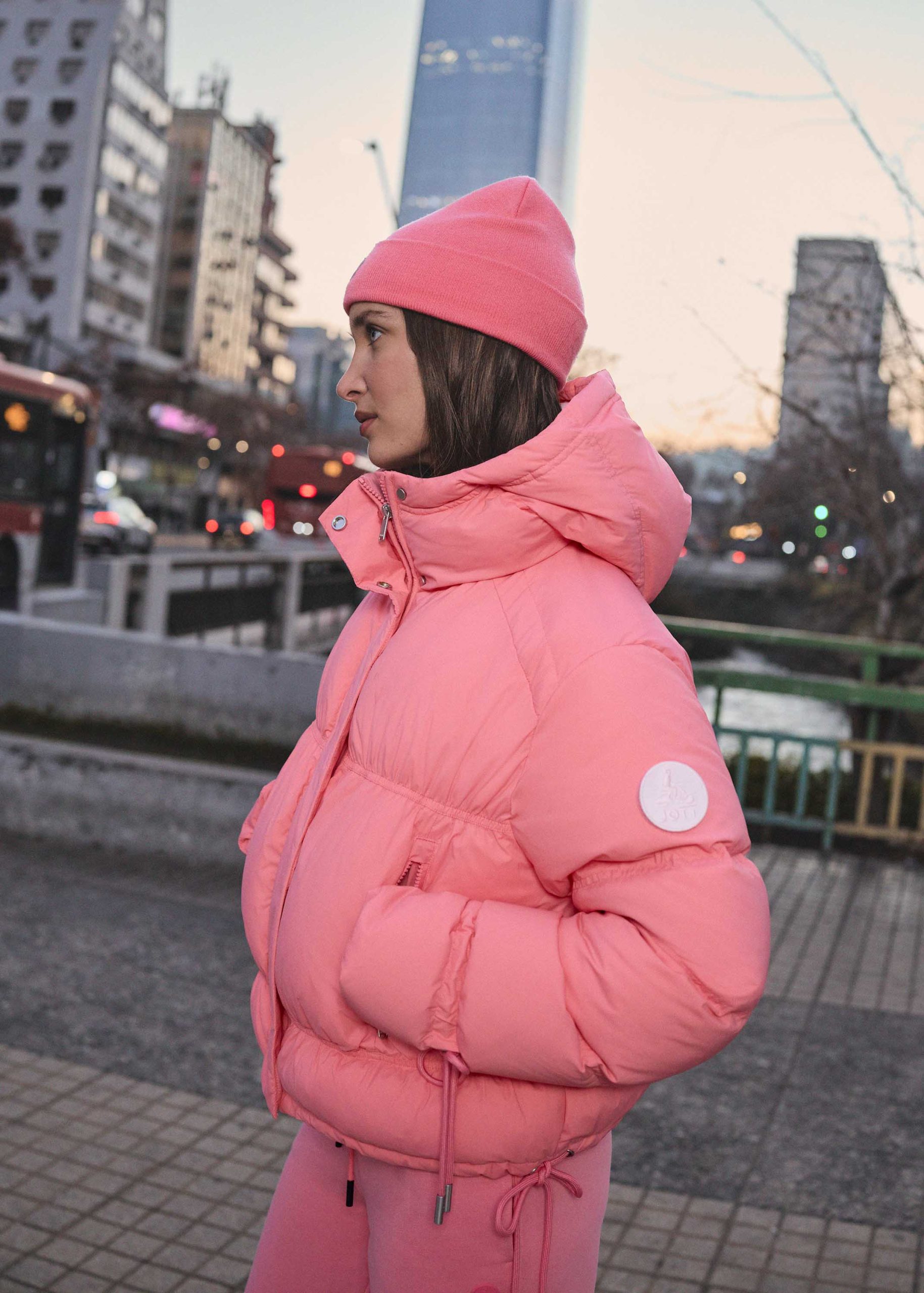 doudoune-femme-jott-779cbl-1.jpg Doudoune Grand Froid esprit puffer Vibrant pink Nami – JOTT – Image 1