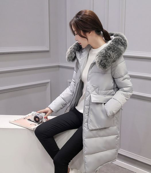 doudoune-pour-femme-567lfd-1.jpg Doudoune mi longue pour femme avec capuche à fourrure synthétique épaisse – Image 1