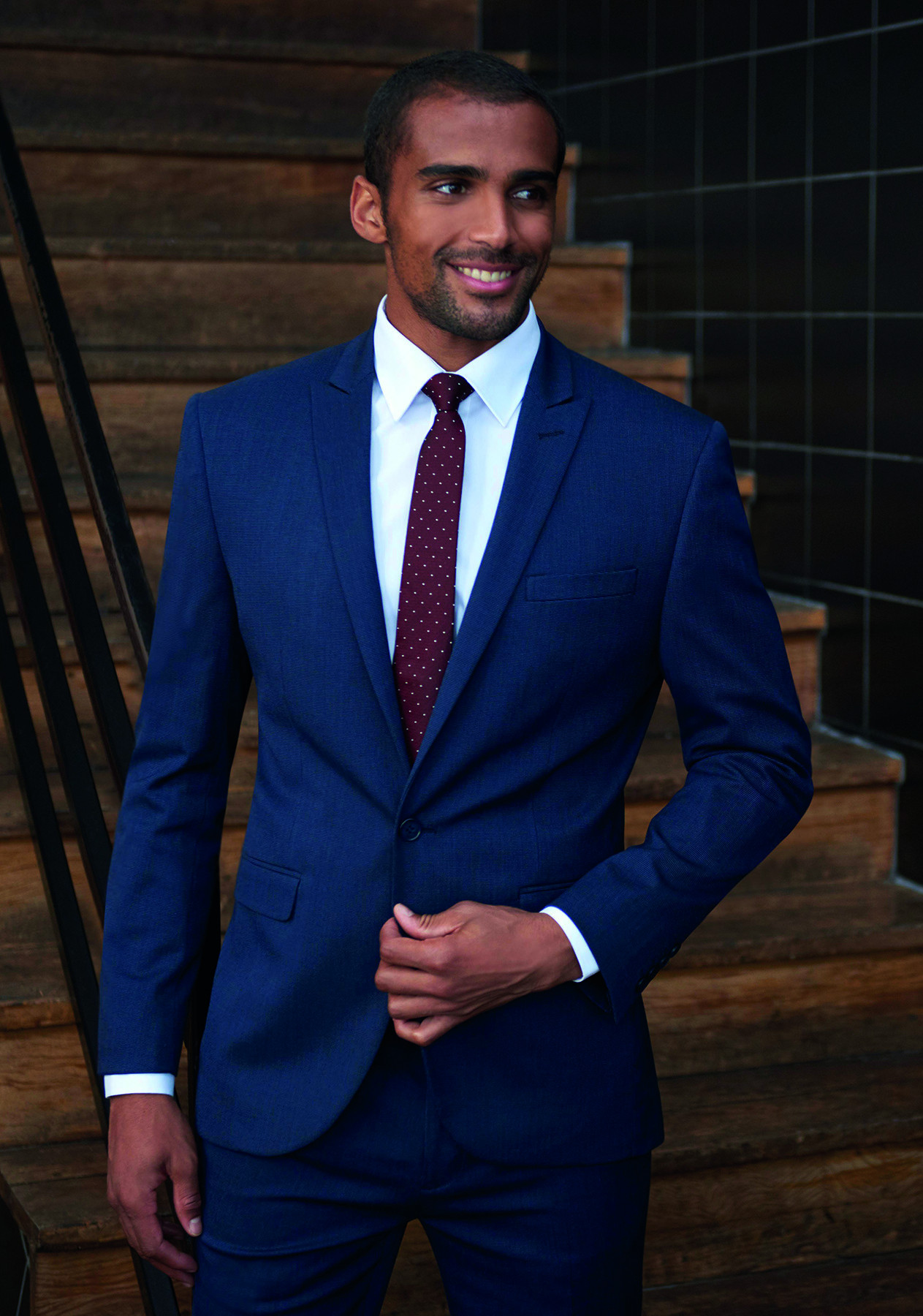 homme-en-veste-492aew-1.jpg Veste Homme 1 bouton – Image 1
