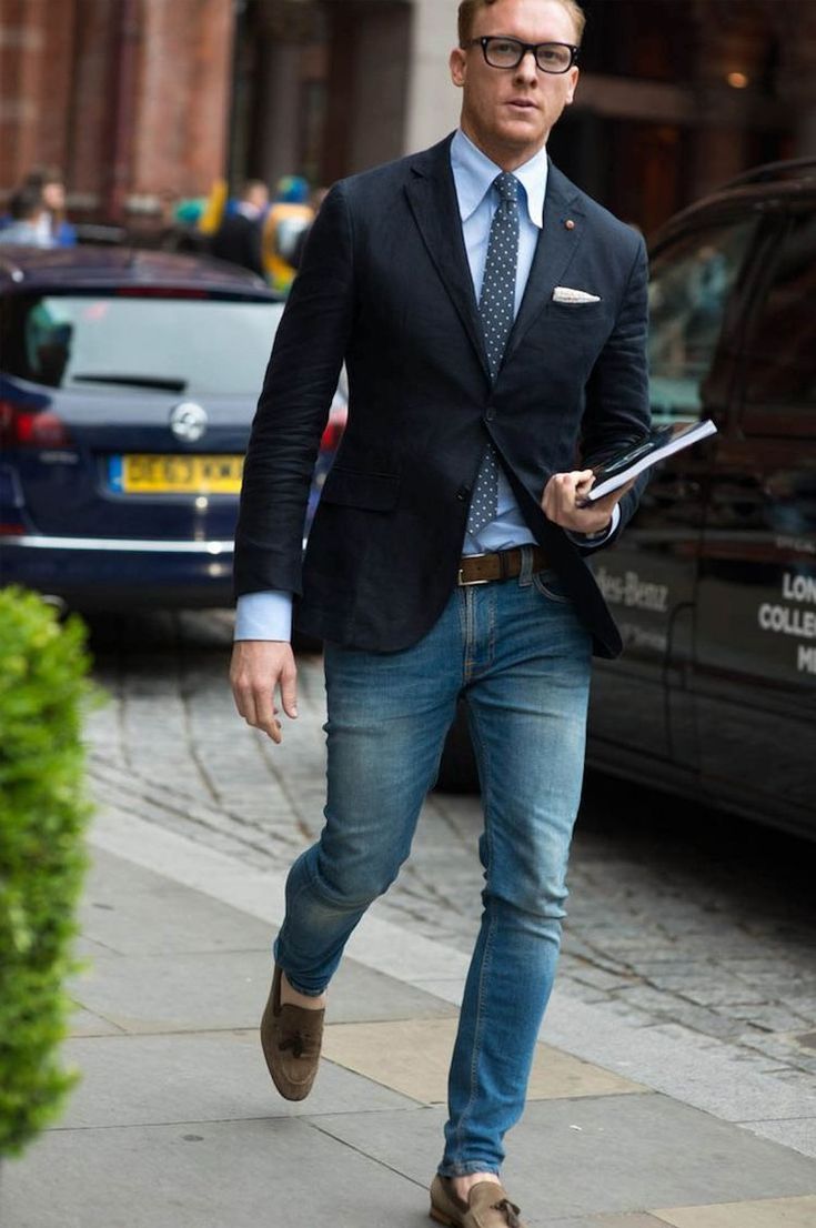 homme-en-veste-547rbg-1.jpg blazer homme veste noire chemise blue cravate jean classique – Image 1