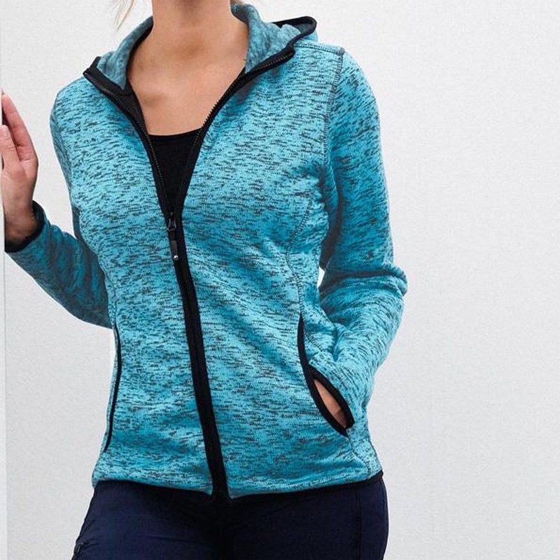 polaire-veste-femme-116fss-1.jpg Veste Tricot Polaire Femme Personnalisée Logo Brodé, un look sportwear – Image 1