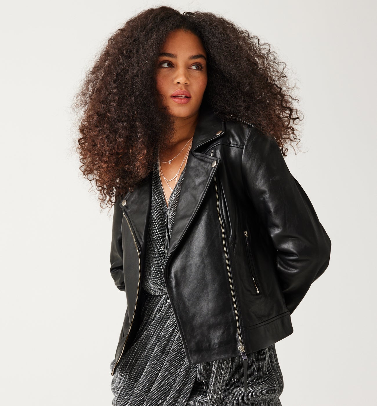 veste-en-cuir-886gkf-1.jpg Blouson en cuir Femme Noir – Image 1