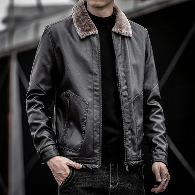 veste-en-cuir-pour-homme-288gip-1.jpg Veste simili cuir avec fourrure intérieure pour homme vintage – Image 1