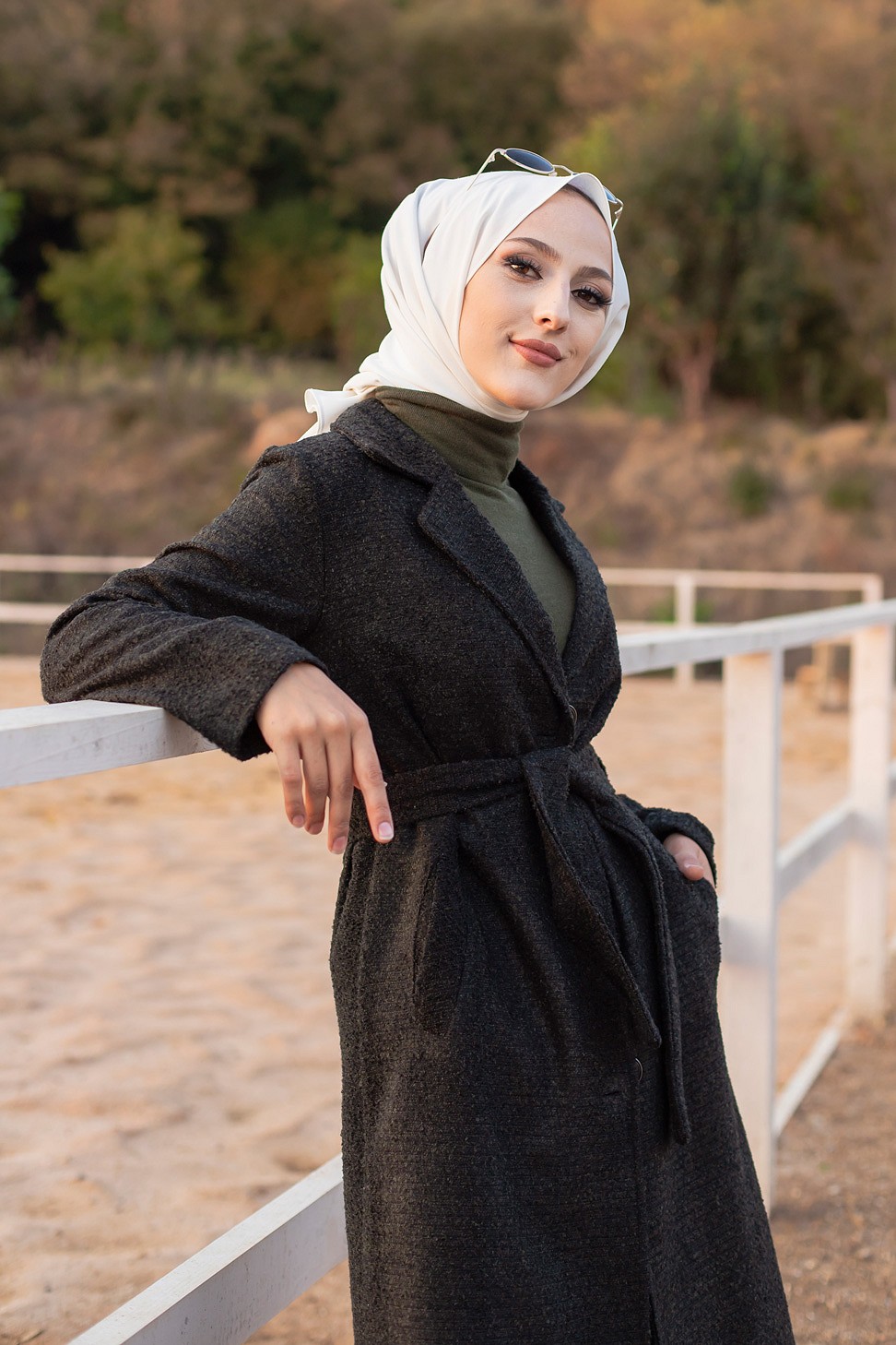 veste-femme-hiver-162yxx-1.jpg Veste longue style manteau pour femme (Vetement saison automne hiver) Couleur noir – Image 1