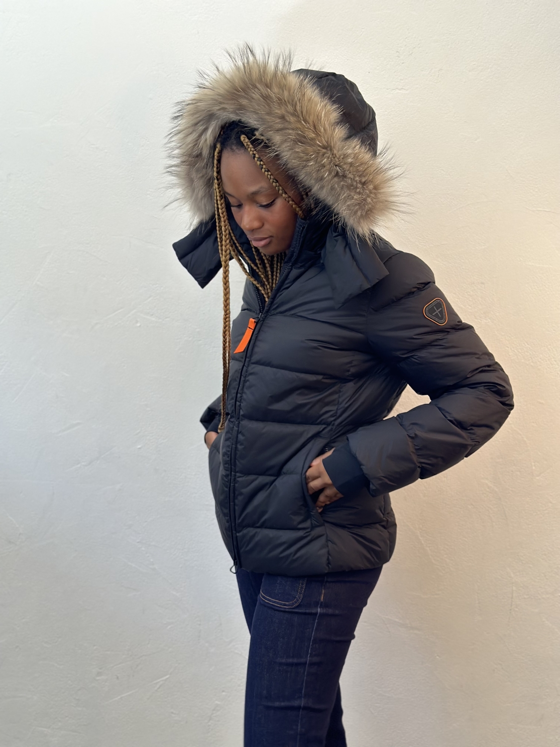 veste-gertrude-381ene-1.jpg Rental Cars Survetement Gertrude Homme Jacket Gaston Gertrude Femme Doudounes Textile Doudoune Femme – Image 1