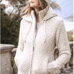 Veste femme en laine artisanale avec capuche | Chaleur et confort