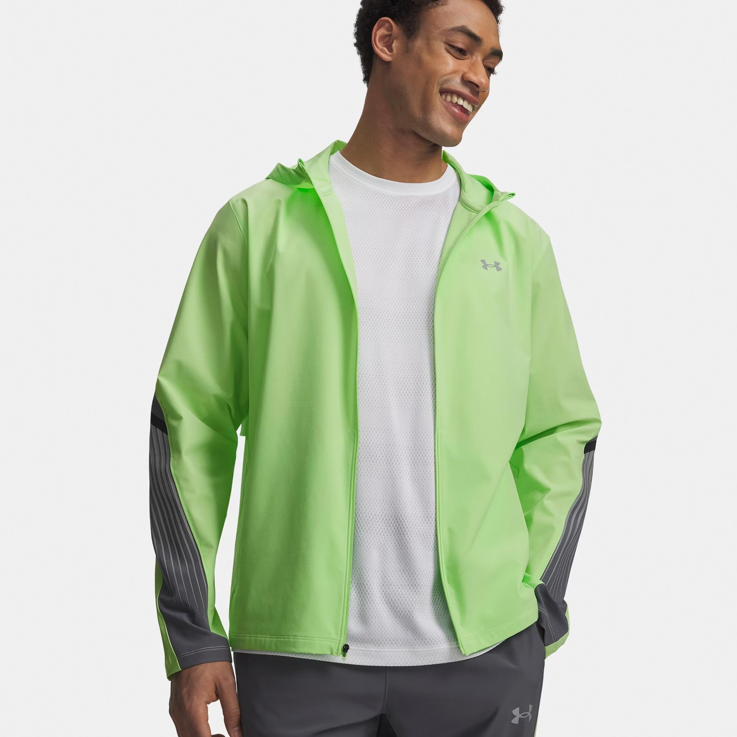 veste-running-794pzw-1.jpg Velociti Storm Hooded Veste running Hommes vert fluo, gris foncé | Tennis Point – Image 1
