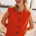 Veste sans manches avec ouverture boutonnée Rouge