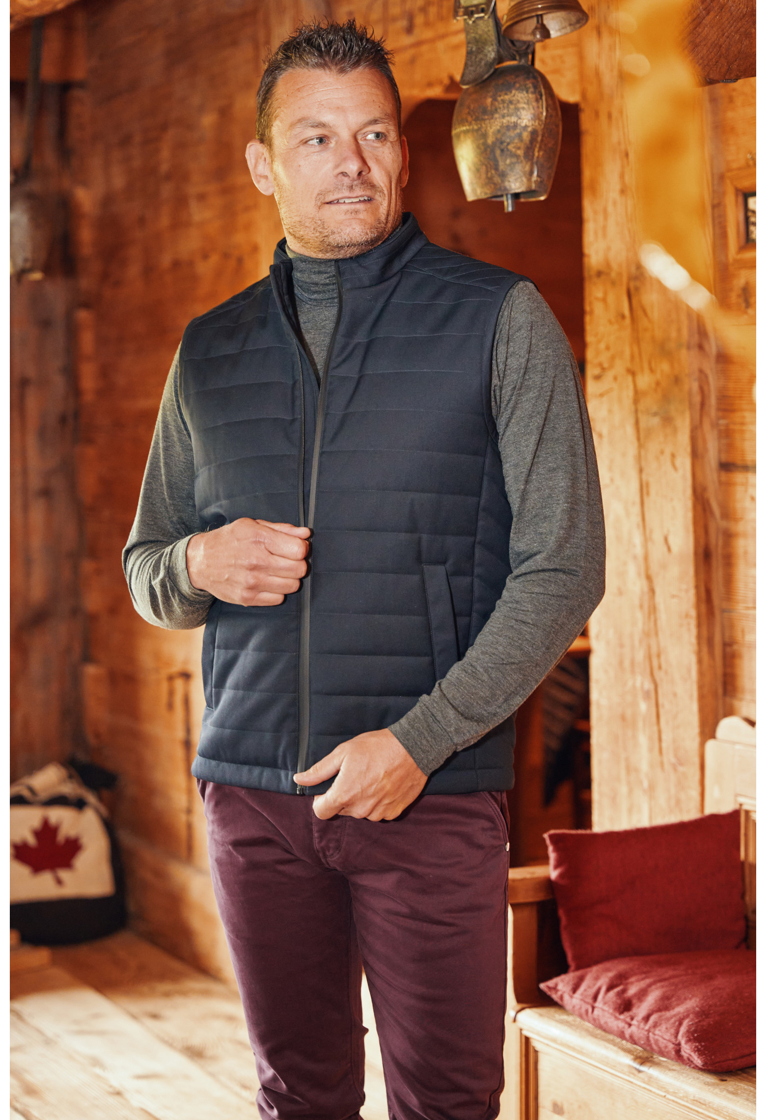 veste-sans-manche-405sui-1.jpg Doudoune sans manches PILAT marine – Image 1