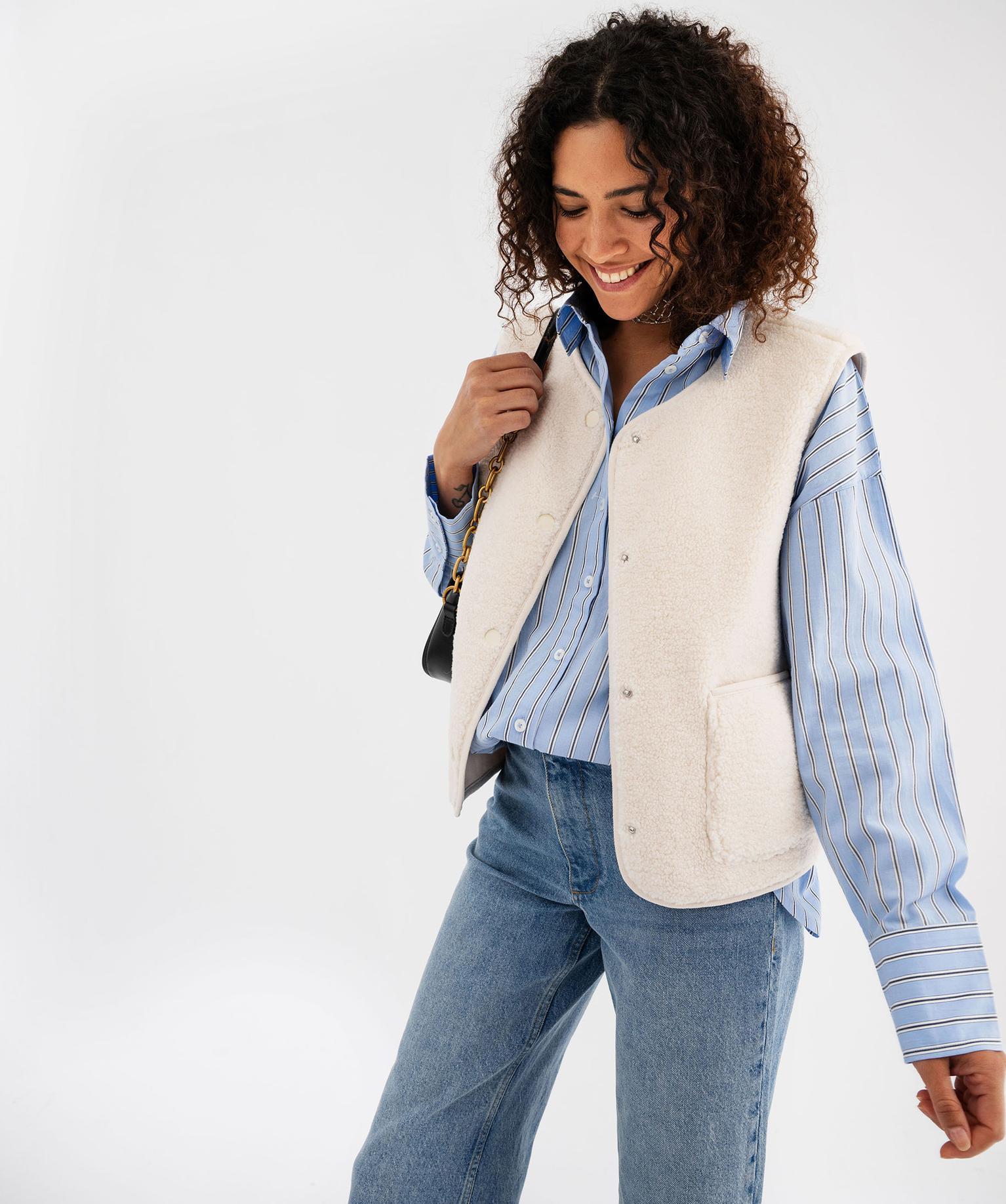 veste-sans-manche-femme-972jcj-1.jpg Veste sans manches en maille sherpa femme ecru | GEMO – Image 1